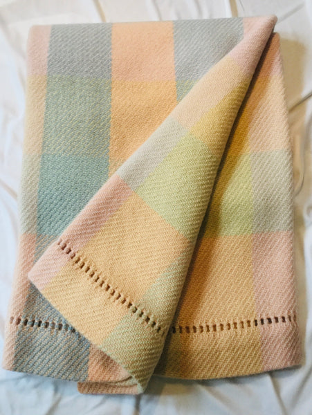 Handwoven Blanket made of Canadian wool - Pastel Yellow, Green, Pink, Orange and Blue - Squares